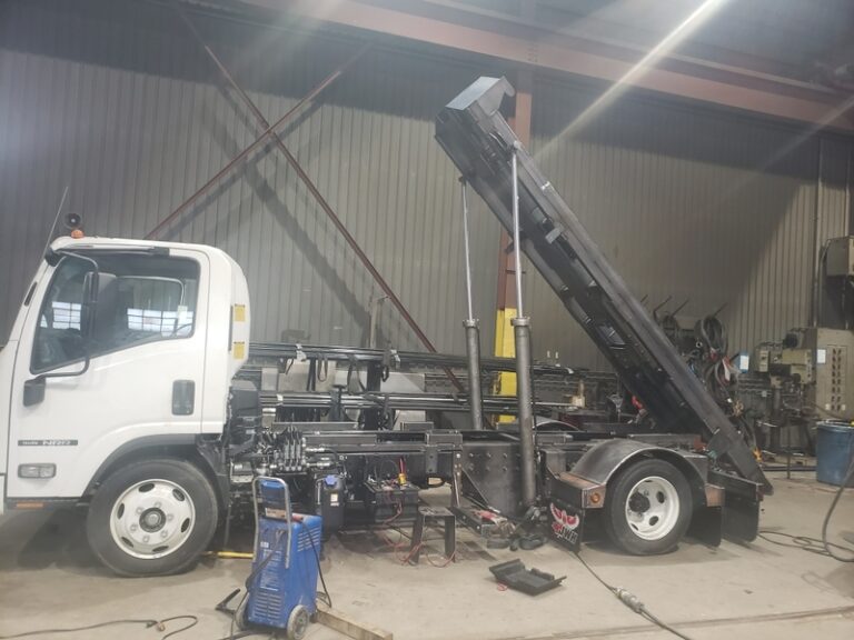 15 TON Single Axle Roll Off JWH Hydraulics